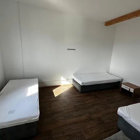 Lägenhetshotell Ab *